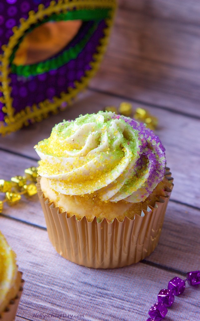 mardi-gras-cupcakes | HollysCheatDay.com