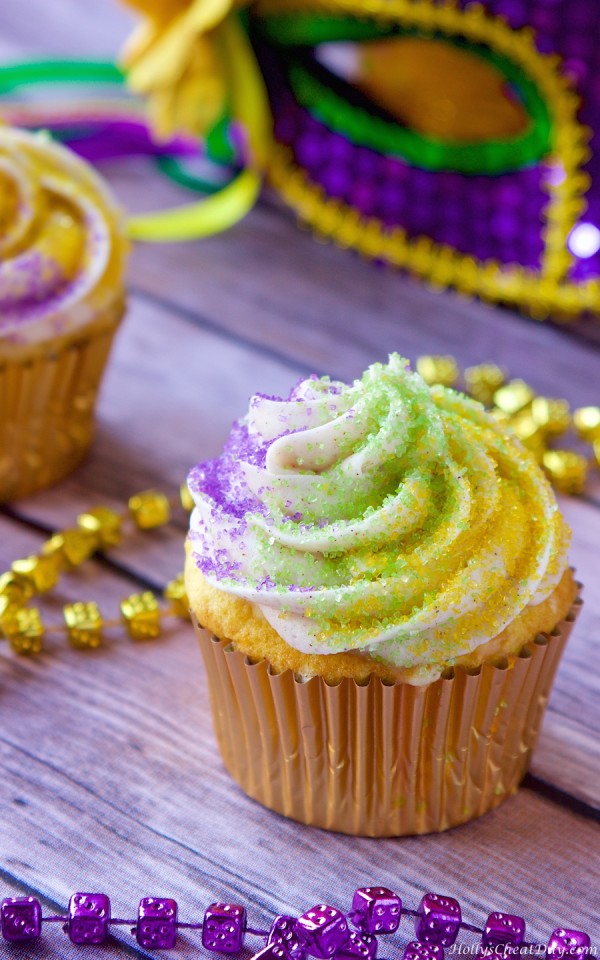 Mardi Gras Cupcakes - HOLLY'S CHEAT DAY
