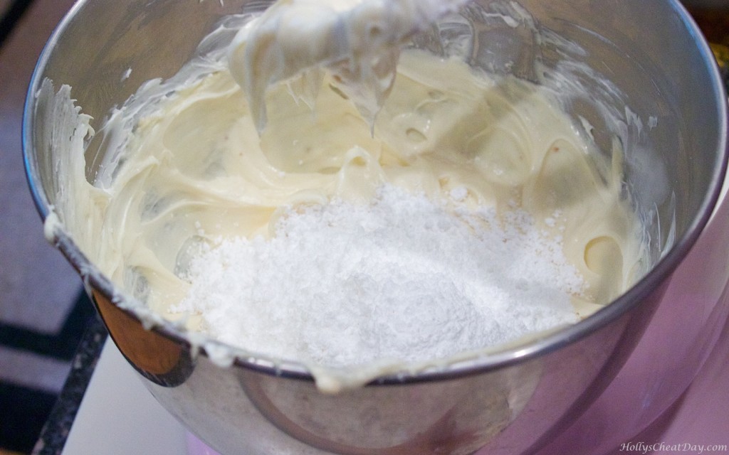 white-chocolate-cream-cheese-puffs| HollysCheatDay.com