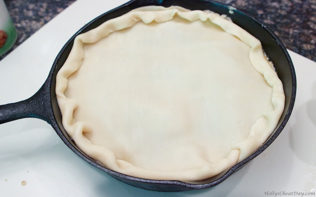 easy-skillet-apple-pie| HollysCheatDay.com