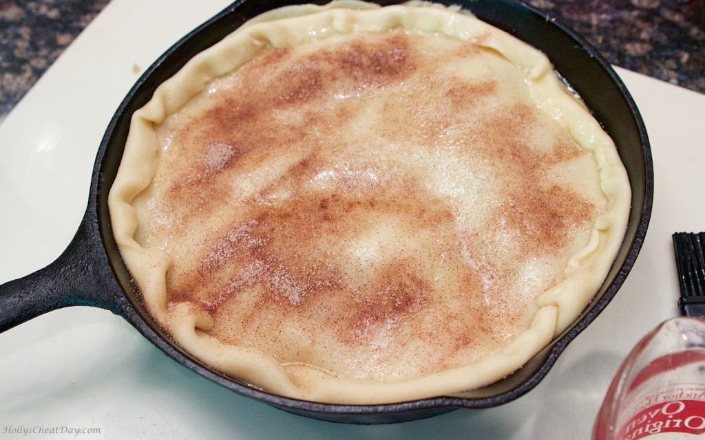 easy-skillet-apple-pie| HollysCheatdDay.com