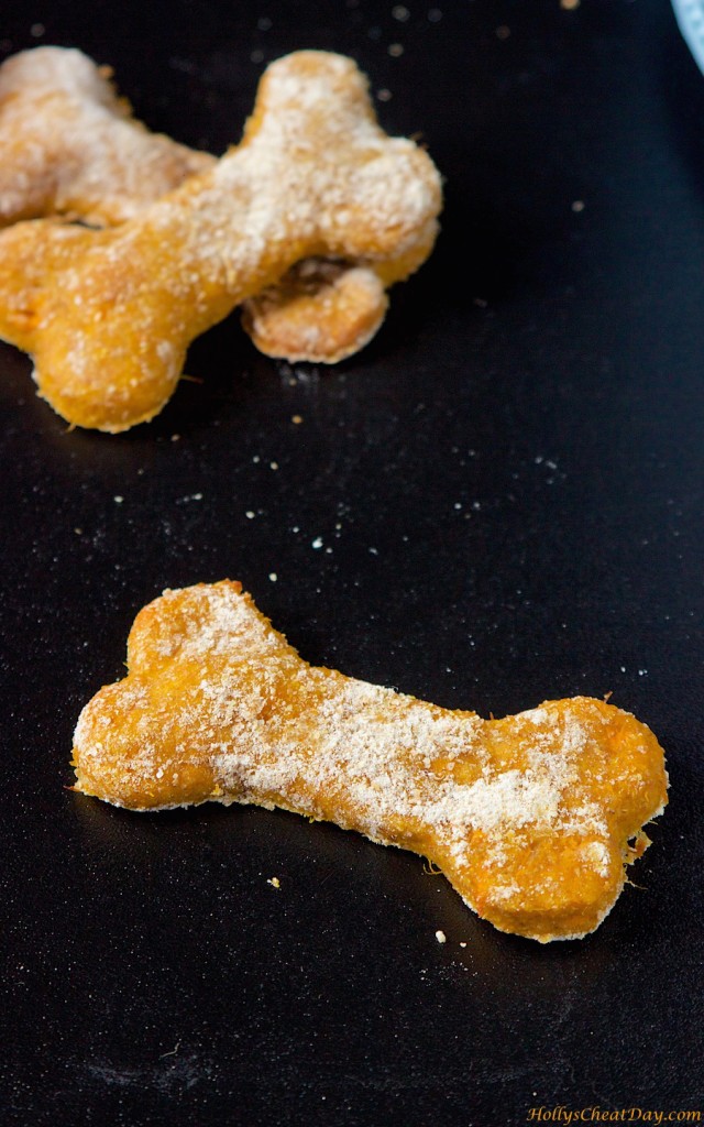 homemade-doggie-treats| HollysCheatDay.com