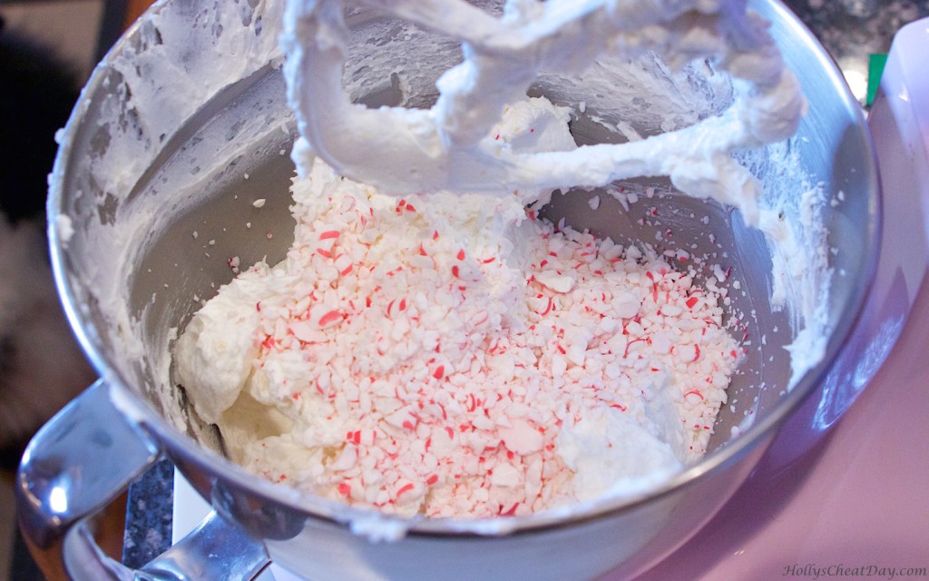 candy-cane-frosted-chocolate-cupcakes| HollysCheatDay.com