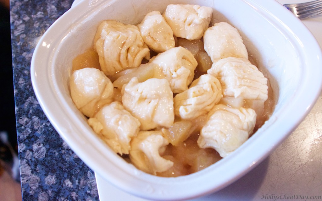 easy-apple-pie-dumplings| HollysCheatDay.com