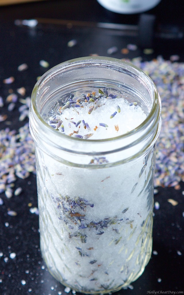 easy-lavender-bath-salts| HollysCheatDay.com