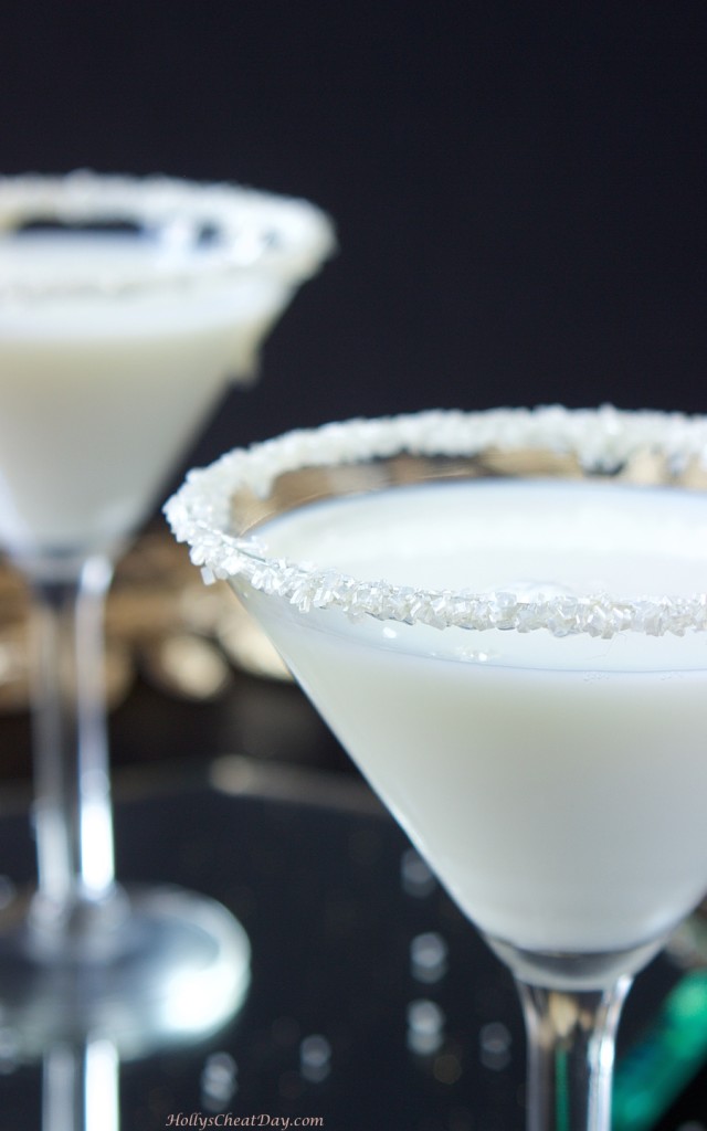 a-snowy-evening-martini| HollysCheatDay.com