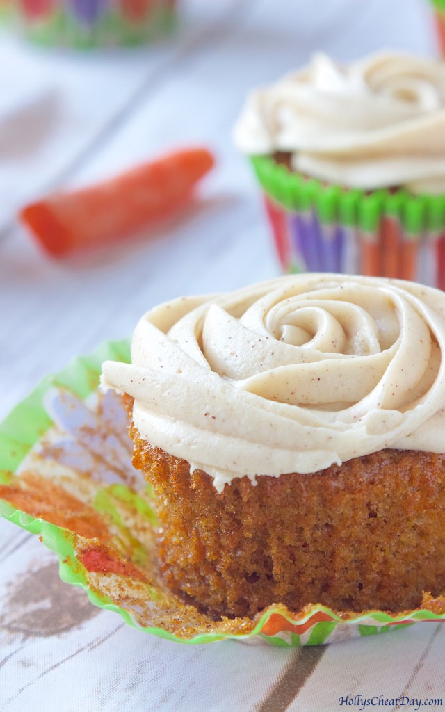 carrot-cupcake-cinna-brown-sugar-cream-cheese-frosting| HollysCheatDay.com