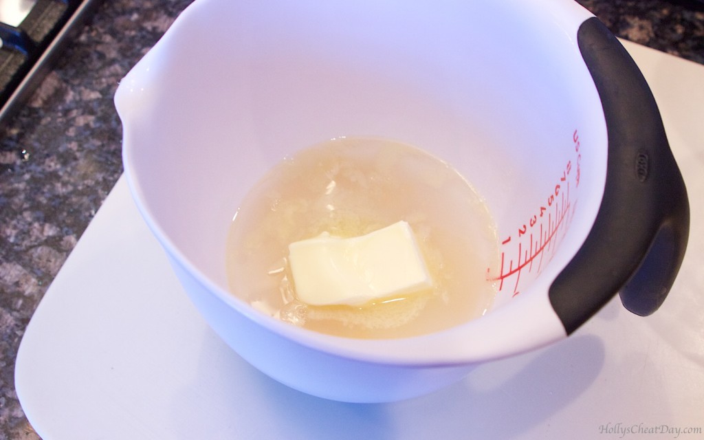 how-to-series-homemade-sweetened-condensed-milk| HollysCheatDay.com