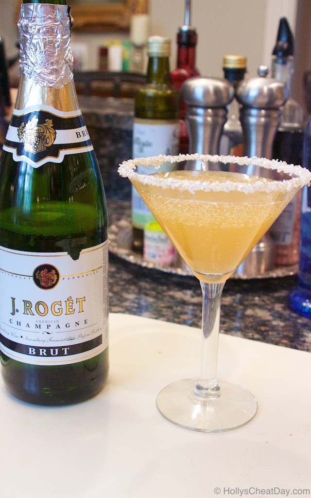 pineapple-champagne-martini | HollysCheatDay.com