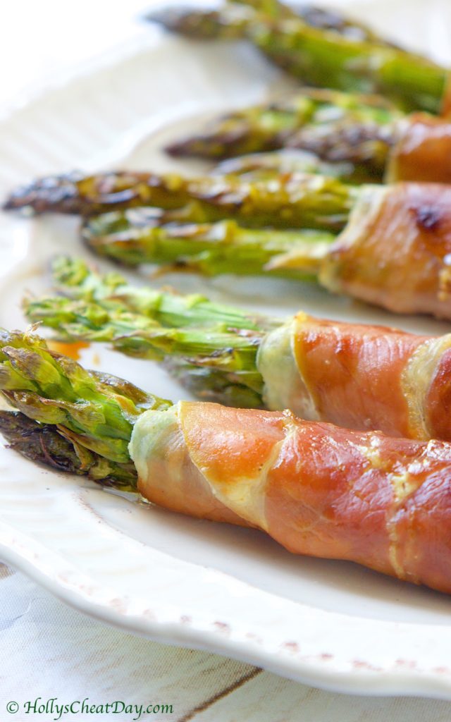 prosciutto-wrapped-asparagus| HollysCheatDay.com