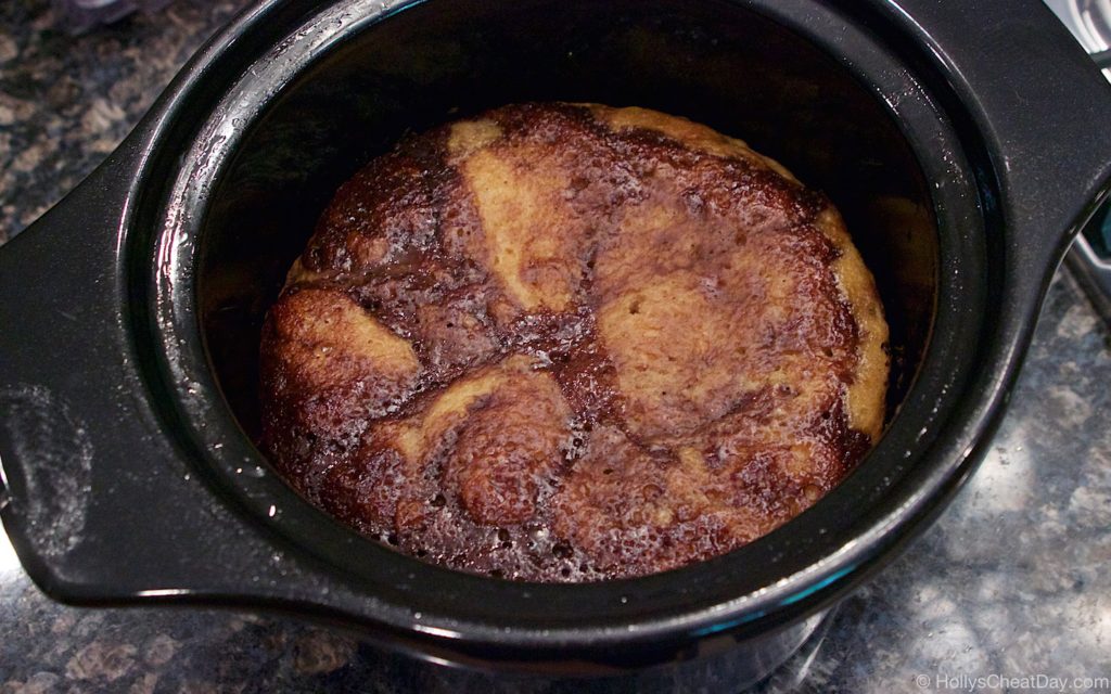 crockpot-peanut-butter-fudge-cake| HollysCheatDay.com