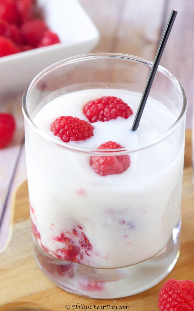 the-white-chocolate-raspberry| HollysCheatDay.com
