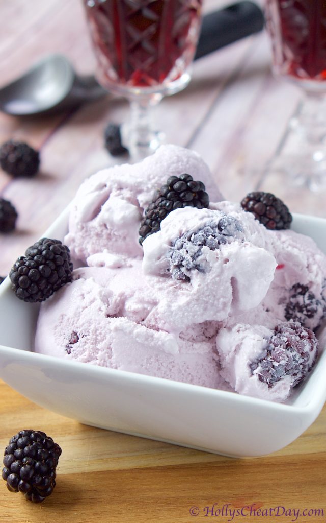 blackberry-wine-ice-cream| HollysCheatDay.com