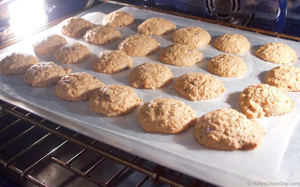 peanut-butter-banana-cookies | HollysCheatDay.com