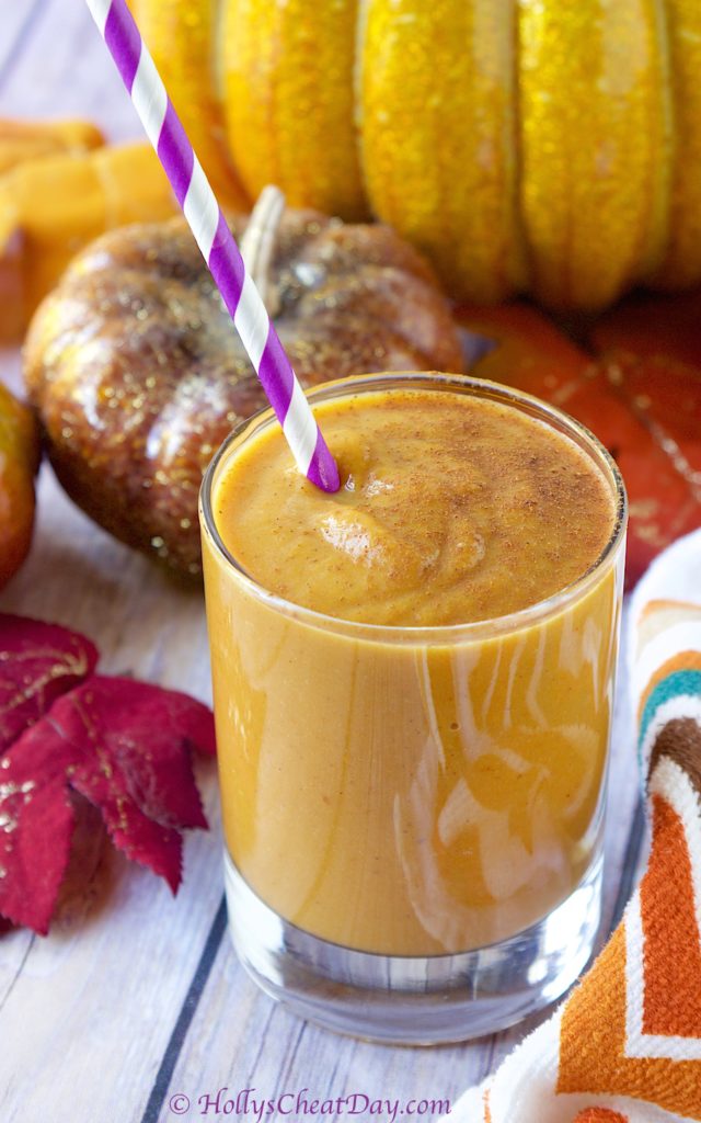 Protein-Pumpkin-Pie-Smoothie | HollysCheatDay.com