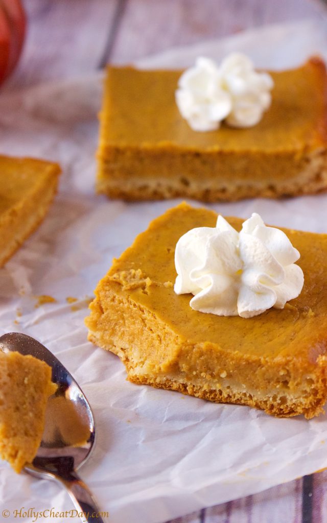 Easy-Pumpkin-Pie-Bars | HollysCheatDay.com