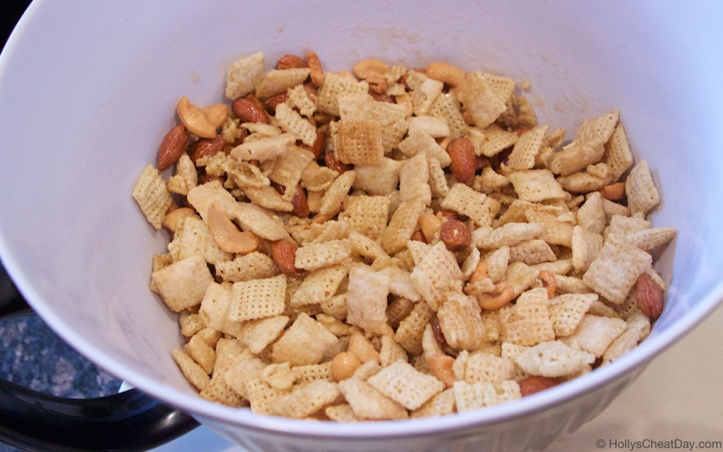 brown-sugar-and-spice-chex-mix | HollysCheatDay.com