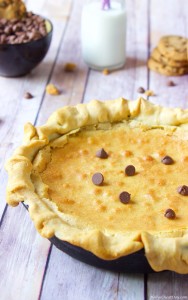 Skillet Chocolate Chip Pie - HOLLY'S CHEAT DAY